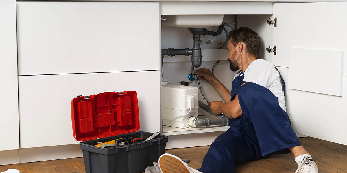 what is considered a plumbing emergency